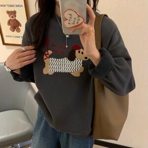 Cute Embroidered Dachshund Fleece Sweater 🐶 Balloon Graphic Cozy Pullover